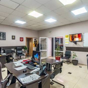 Продается Нежилое помещение, 8816 м²