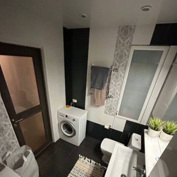 Продается 1-комнатная квартира, 37 м²