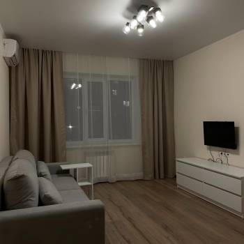 Сдается 1-комнатная квартира, 41 м²