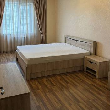 Сдается Многокомнатная квартира, 90 м²