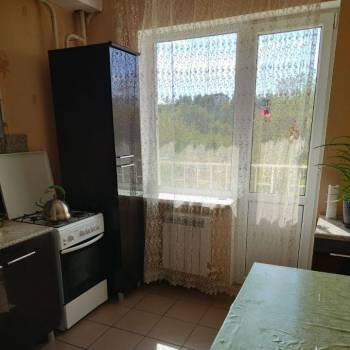 Продается 1-комнатная квартира, 38 м²