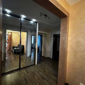 Сдается 2-х комнатная квартира, 70 м²