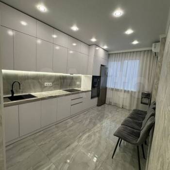 Сдается 2-х комнатная квартира, 58 м²