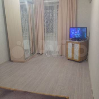 Сдается 1-комнатная квартира, 39 м²