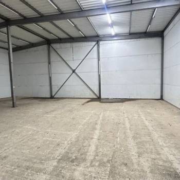 Сдается Нежилое помещение, 230 м²