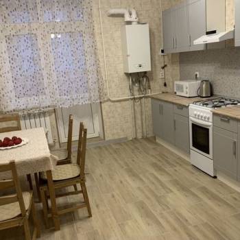 Сдается 2-х комнатная квартира, 62 м²