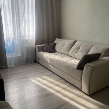 Сдается 1-комнатная квартира, 40 м²