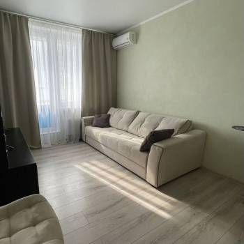 Сдается 1-комнатная квартира, 40 м²