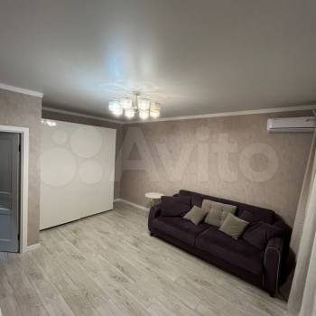 Сдается 1-комнатная квартира, 40 м²