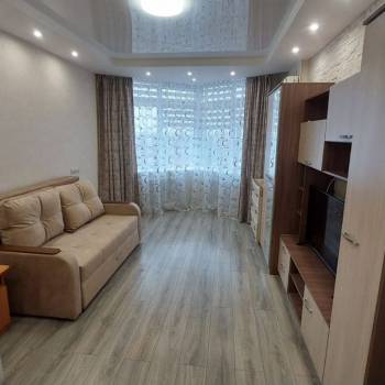 Сдается 1-комнатная квартира, 42 м²