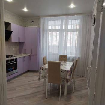 Сдается 2-х комнатная квартира, 55 м²