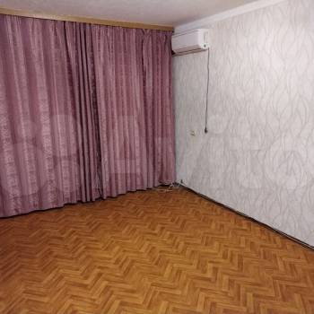 Сдается Многокомнатная квартира, 57,6 м²