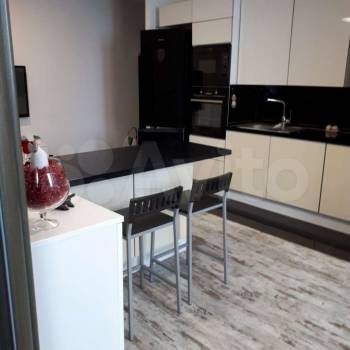 Сдается Многокомнатная квартира, 60 м²