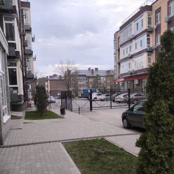 Продается 1-комнатная квартира, 36 м²