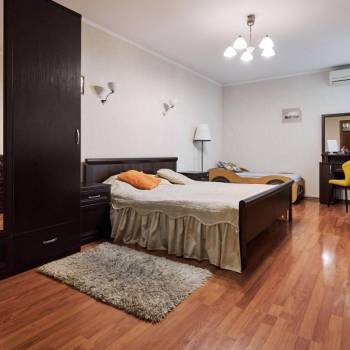 Продается 2-х комнатная квартира, 82 м²