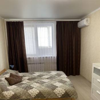 Сдается 1-комнатная квартира, 37 м²