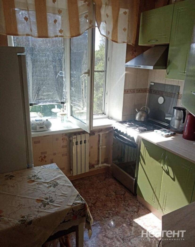 Сдаю 3-х к квартиру, проспект Коммунистический