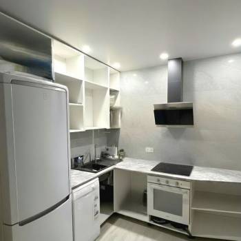 Продается 1-комнатная квартира, 27 м²