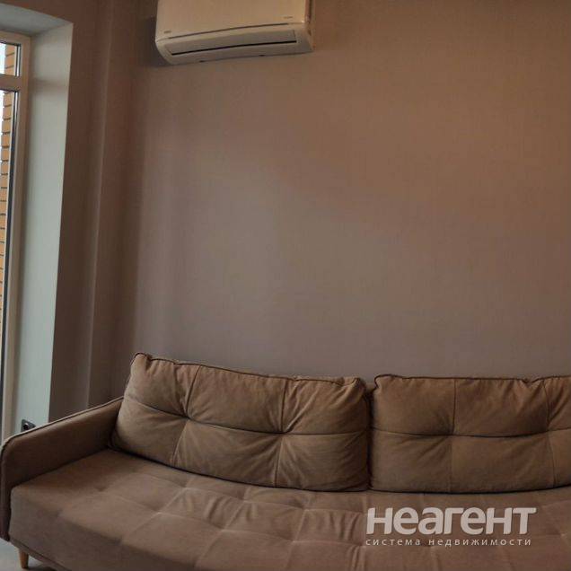 Сдаю 3-х ком. квартиру (проспект Солженицына)