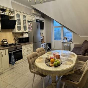 Продается 1-комнатная квартира, 49,7 м²