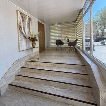 Продается 2-х комнатная квартира, 101,6 м²