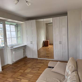 Сдается 1-комнатная квартира, 40 м²