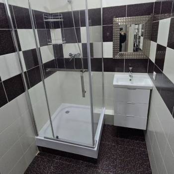 Продается 1-комнатная квартира, 42 м²