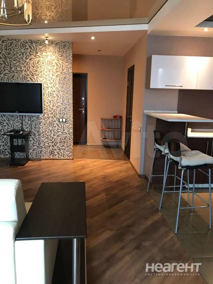 Сдаю квартиру-студию, ул. Города Волос, собственник