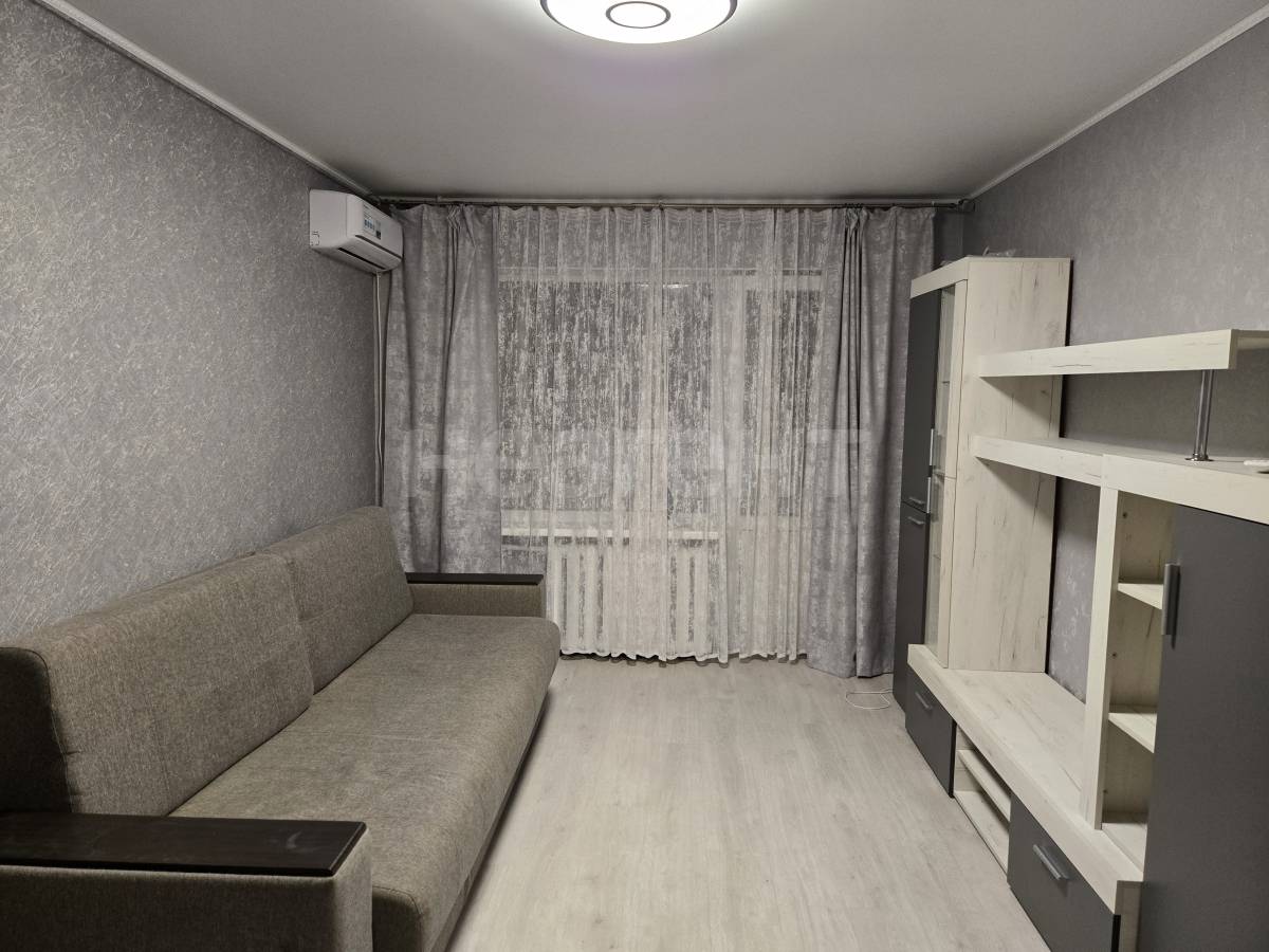 Продаю 1-ком. квартиру (переулок Жлобинский)