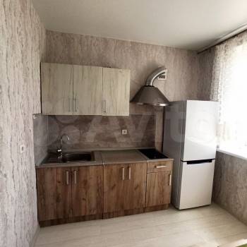 Сдается 1-комнатная квартира, 39 м²