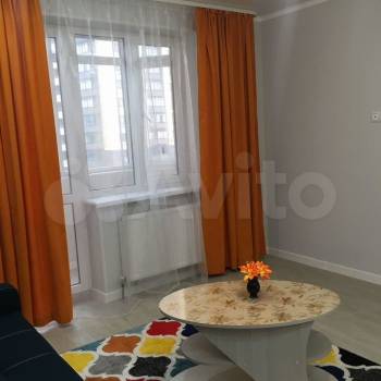 Сдается 1-комнатная квартира, 30 м²