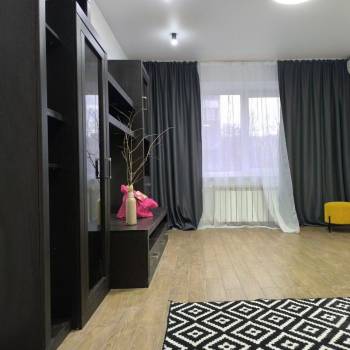Продается 1-комнатная квартира, 40 м²