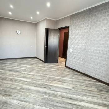 Продается 1-комнатная квартира, 36 м²
