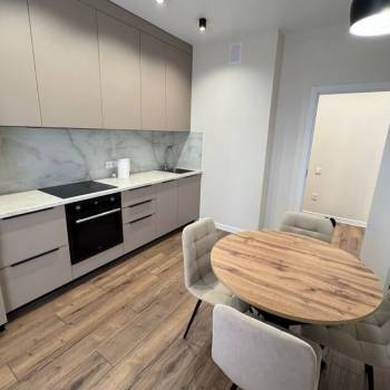 Сдается 1-комнатная квартира, 40 м²