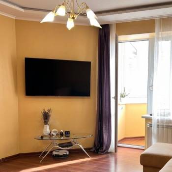 Продается 1-комнатная квартира, 50 м²