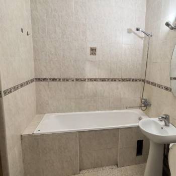 Сдается 1-комнатная квартира, 39 м²