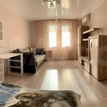 Сдается 1-комнатная квартира, 38 м²