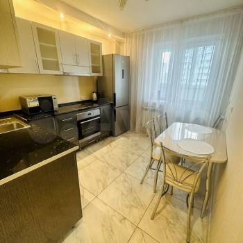 Сдается 1-комнатная квартира, 45 м²