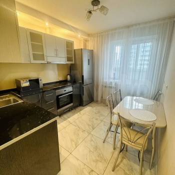 Сдается 1-комнатная квартира, 45 м²