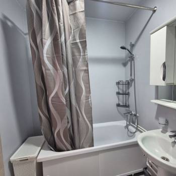 Сдается 1-комнатная квартира, 39 м²