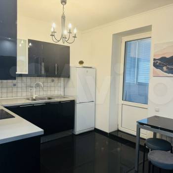 Сдается 1-комнатная квартира, 44 м²