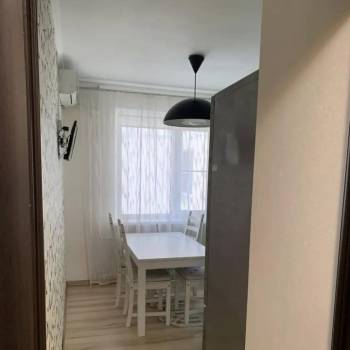 Сдается Многокомнатная квартира, 64 м²