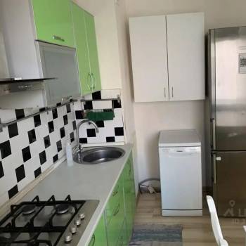 Сдается Многокомнатная квартира, 64 м²