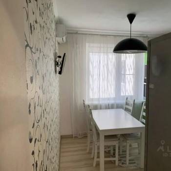 Сдается Многокомнатная квартира, 64 м²
