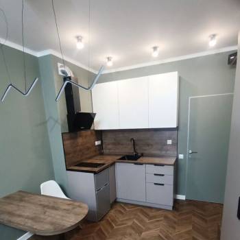 Продается 1-комнатная квартира, 28 м²