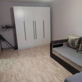 Сдается 1-комнатная квартира, 36 м²