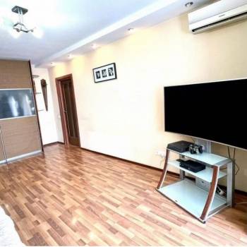 Продается 2-х комнатная квартира, 57,6 м²