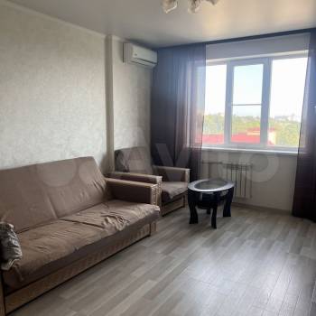 Сдается 1-комнатная квартира, 42 м²