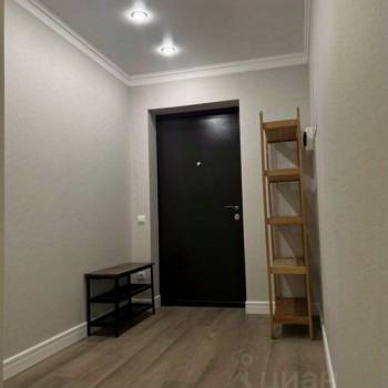 Сдается 1-комнатная квартира, 46 м²