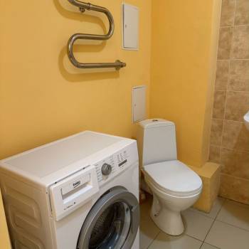 Сдается 1-комнатная квартира, 50 м²